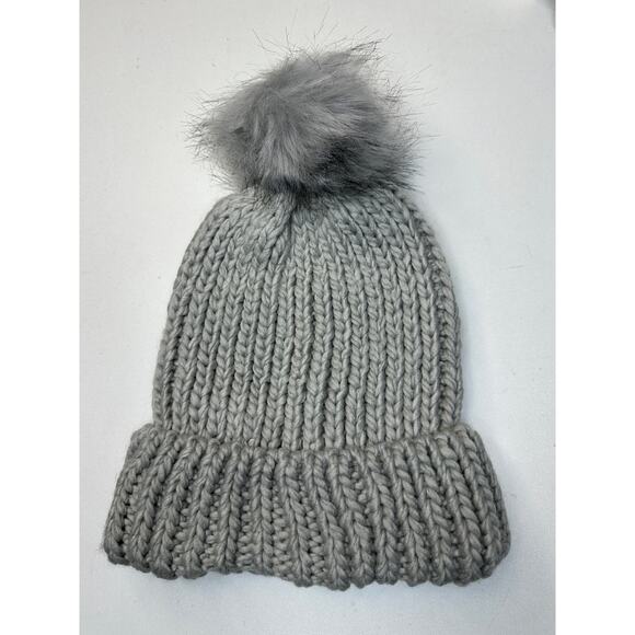 Hat Attack Bryce Ribbed Knit Beanie Gray Detachable Fur Pom Pom One Size NWT - Picture 1 of 6